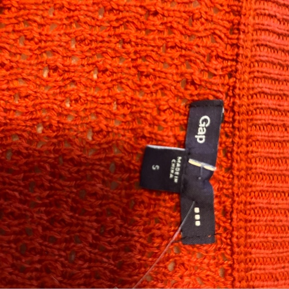 GAP Women's Vibrant Orange Scoop Neck Sweater - Picture 2 of 2